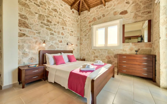 Villa Traditional 1