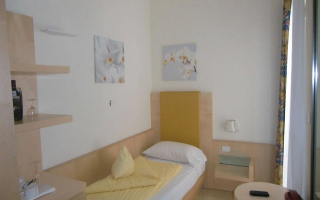 Beach Hotel Du Lac