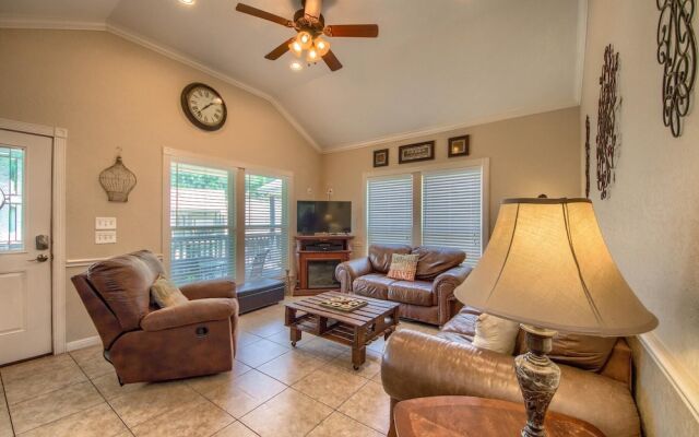 Heaven at House 11 Rr944011