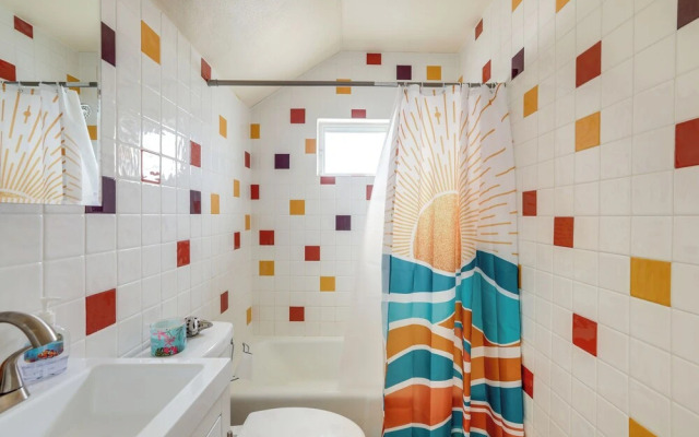 Wildwood Apartment Near Boardwalk & Beach!