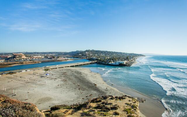Hotel Indigo San Diego Del Mar by IHG