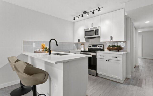 University Serenity Suites 14th