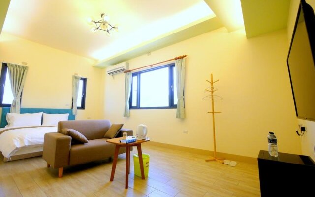 96 Coll Pig Hotel