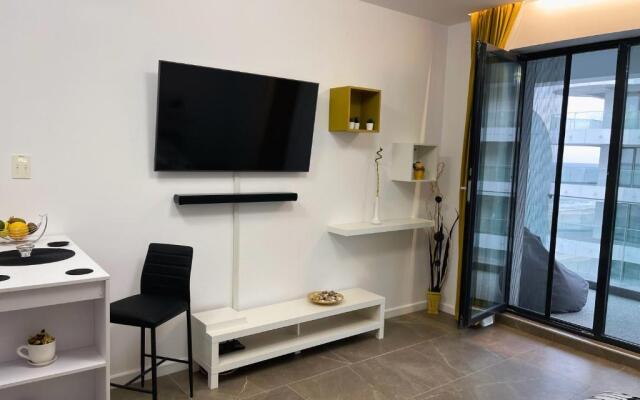 Studio 147 Mamaia Nord