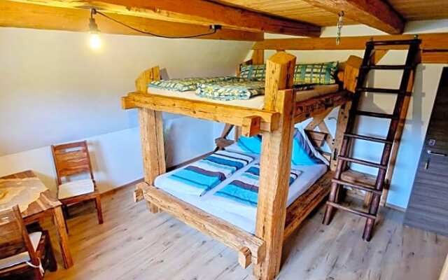 Wood & Stone Lodge 2