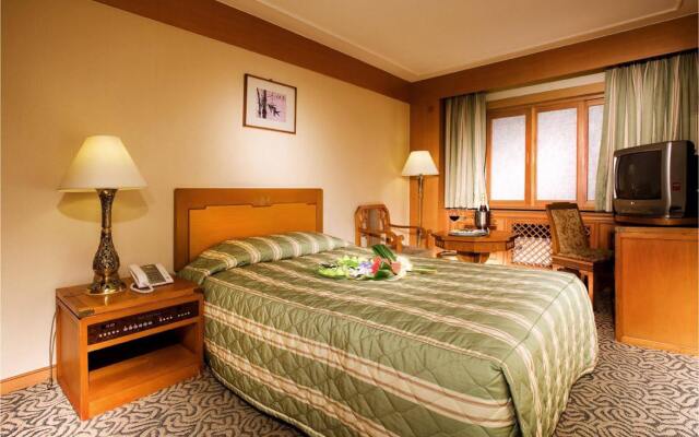 Commodore Hotel Busan