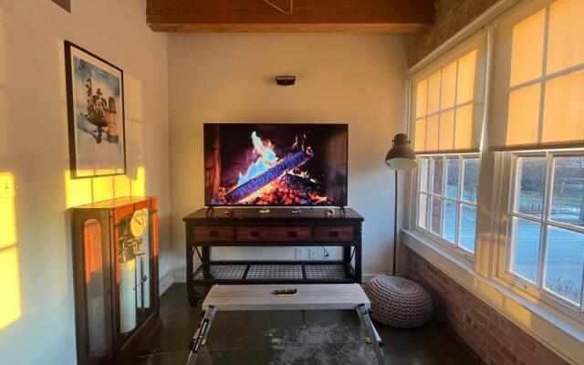 Italian Job Loft in Deep Ellum