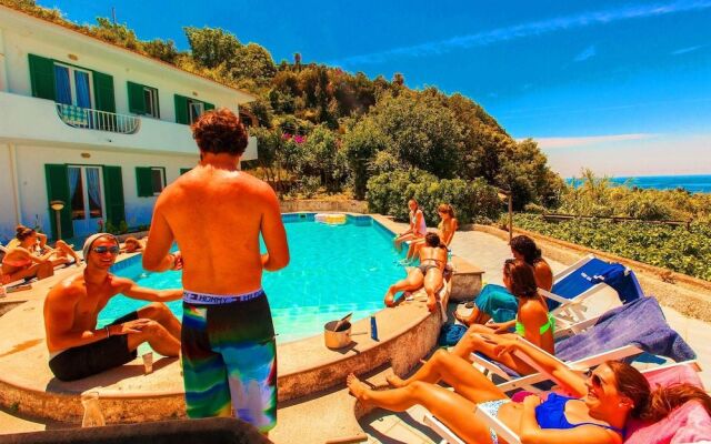 Paradise Beach Hostel