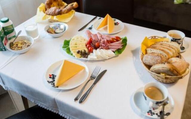 Vila Nicopole - art & wine