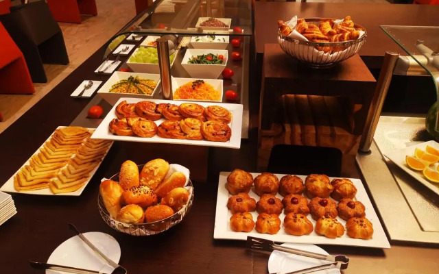 Krystal Palace Douala