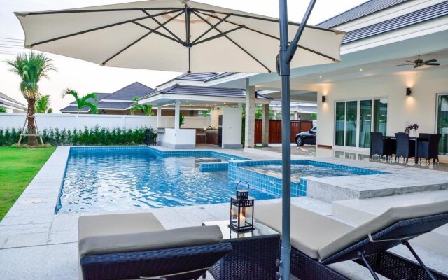 Tulip House Pool Villa Hua Hin