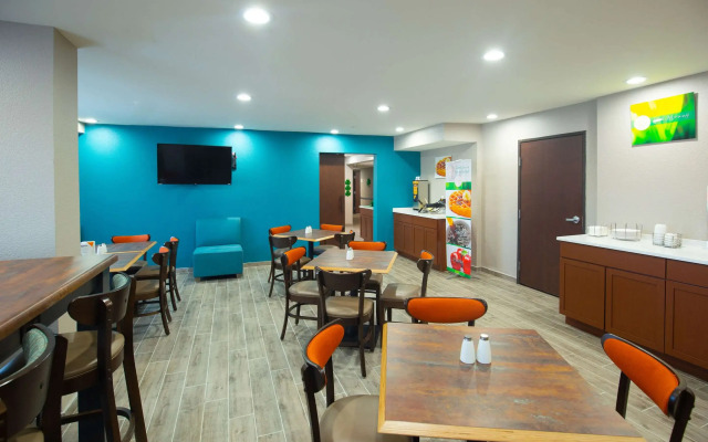 Quality Inn & Suites Hammond Near I-8090