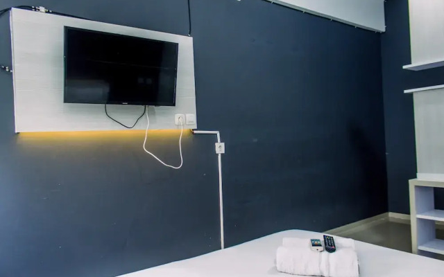 Cozy And Tranquil Studio Apartment At Aeropolis Residence