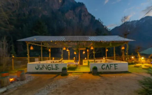 Jungle Hostel Kasol by Whoopers