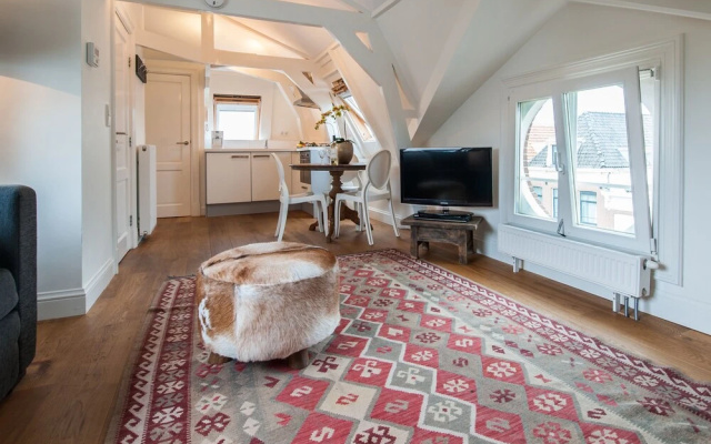 Vondelpark Apartment Suites