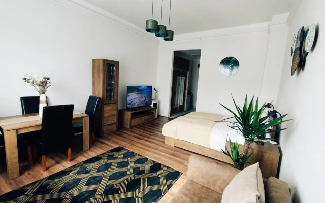 Central Palace Apartman