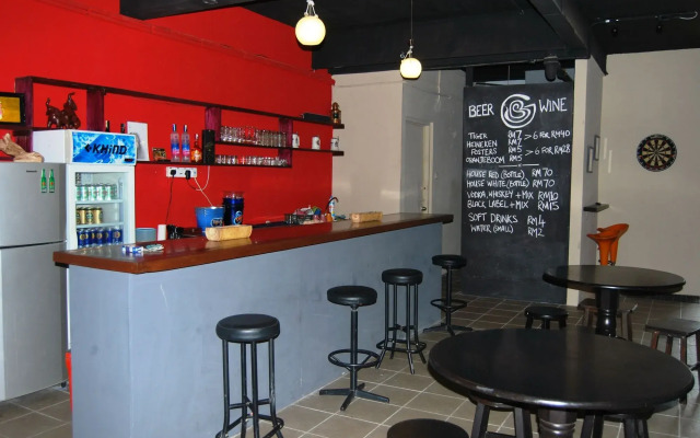 Borneo Seahare Guesthouse - Hostel