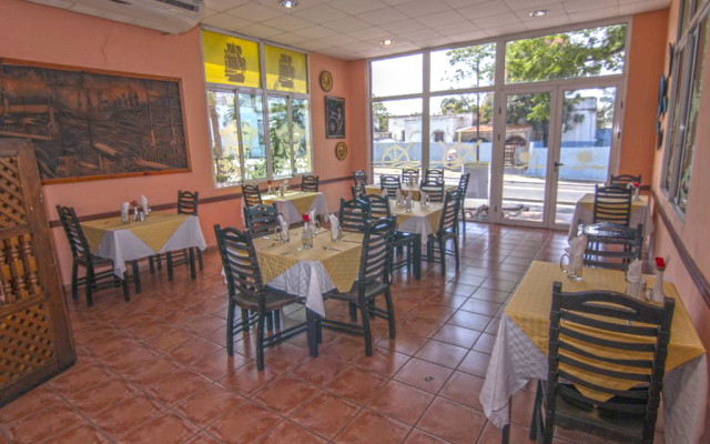Las Americas