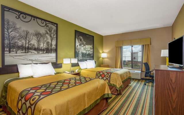 Super 8 by Wyndham Goshen