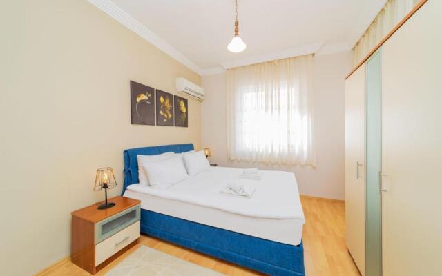 Cozy Flat With Balcony Close to Konyaalti Beach