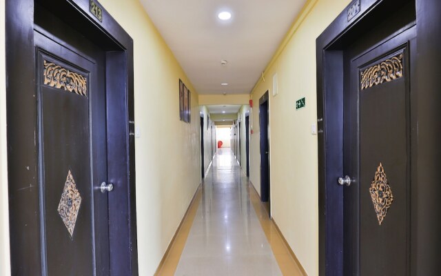 Hotel Lotus Residency