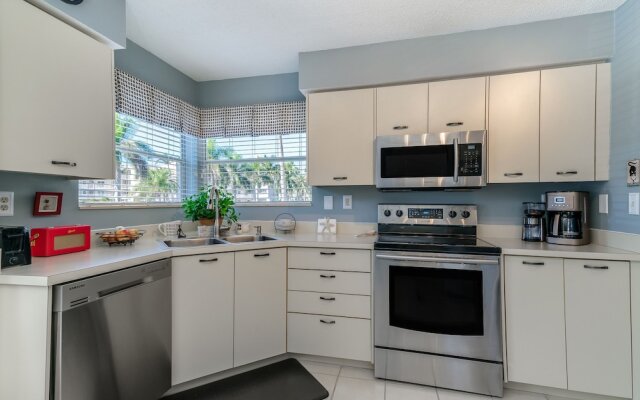 Vista Verde West by Vtrips