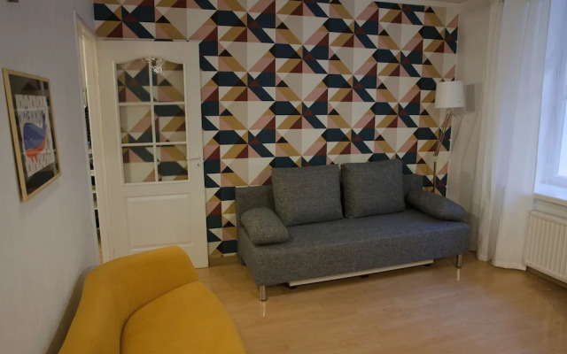 City of Rivers Italiyanskaya 6