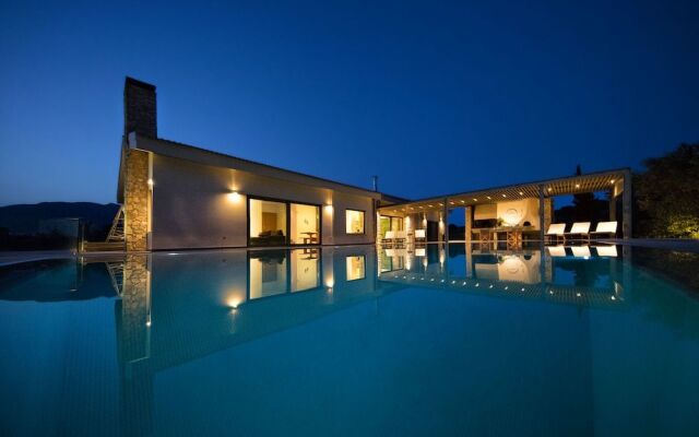 Tramonto di Olive Gorgeous Villa by Villarentalsgr