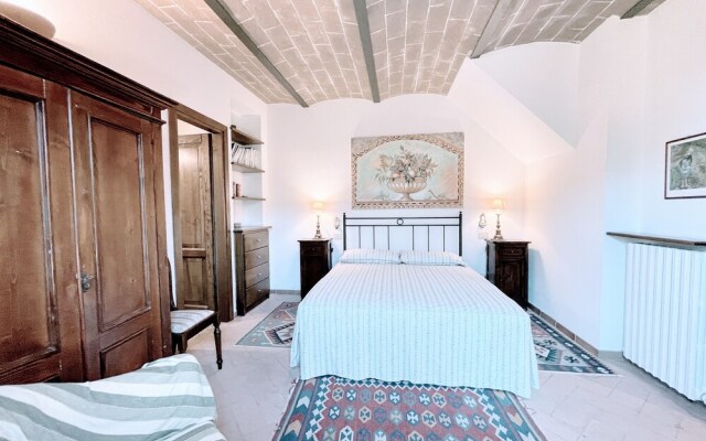 Torretta Sleeps 5 With Pool and Exclusiv