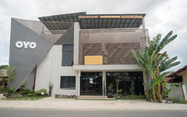 Vines Ape Nap Hostel by OYO Rooms