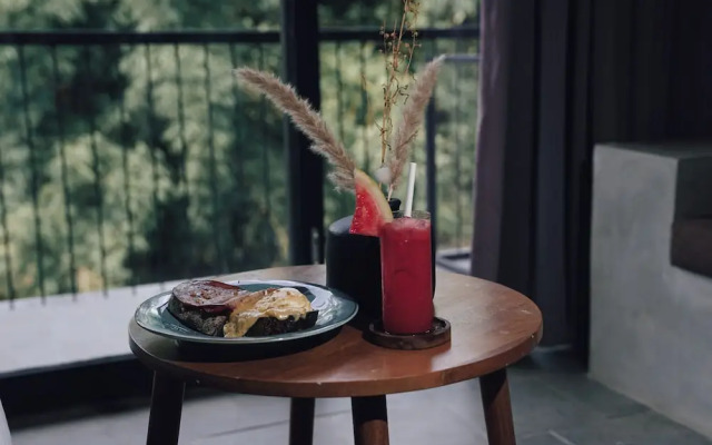 Loji Nyanyi Suite & Brew