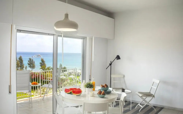 Protaras H2O Seafront Suite