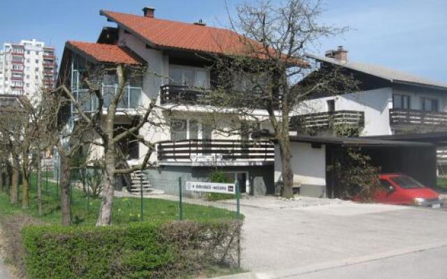 Apartments Na Poljani