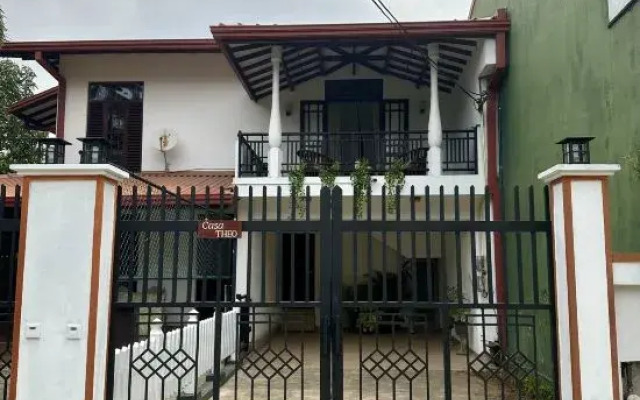 Casa Theo