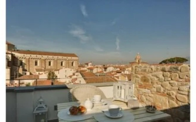 Beautiful Terrace Serragli