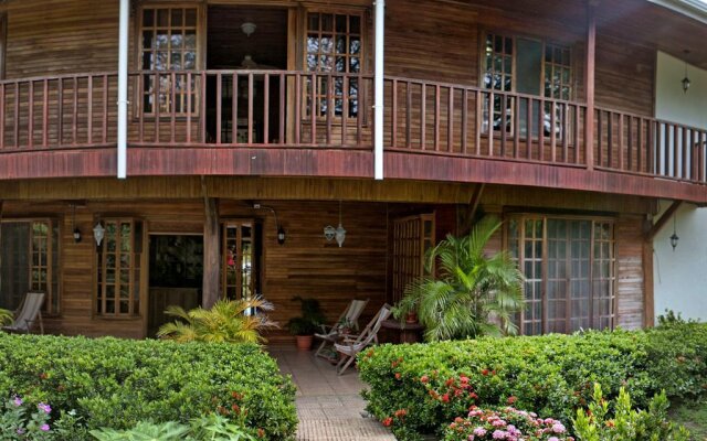Santa Elena Lodge