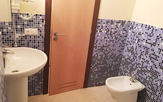 Cliff Suite by Canary365