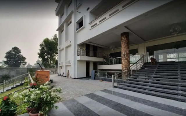 Hotel Jasmine Grand