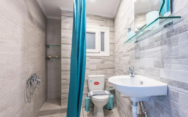 Sweet and Central apt for 2 Fresh Paint feb 2024