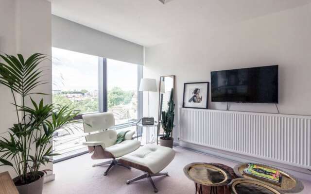 Modern 2 Bedroom Flat in Zone 1