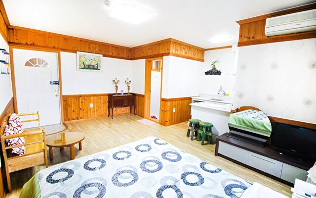 Gangneung When Missing Sea Pension