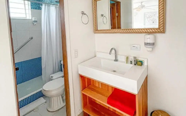 Cocoplum Beach Hotel