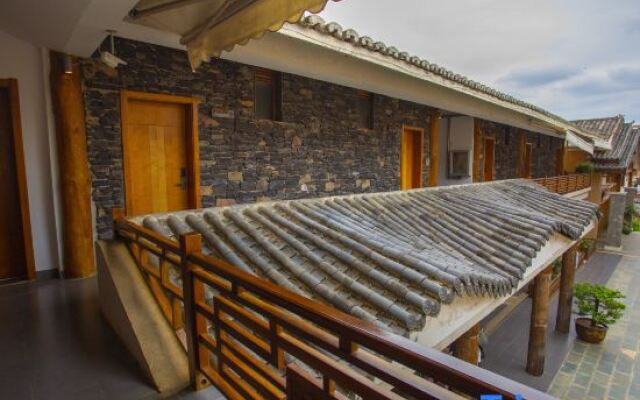 Puzhehei Mingsu · Mountain View Sunset Hotel (Puzhehei Scenic Area Qinglongshan Branch)