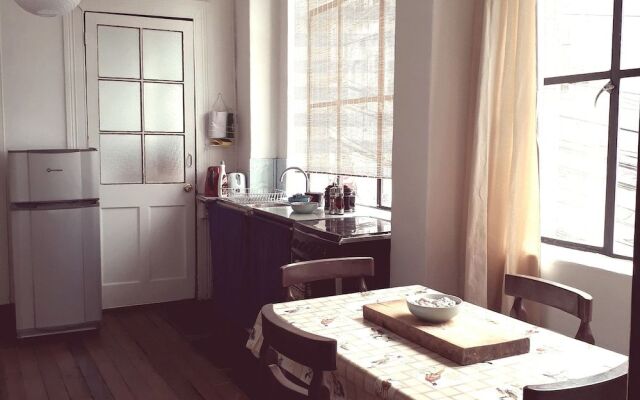 Maki Hostels & Suites Valparaiso