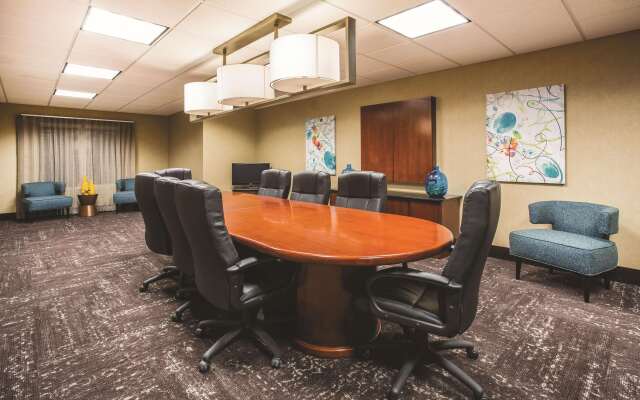 La Quinta Inn & Suites by Wyndham Ely