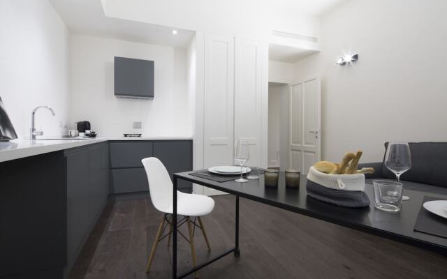 Emilia Suite Express