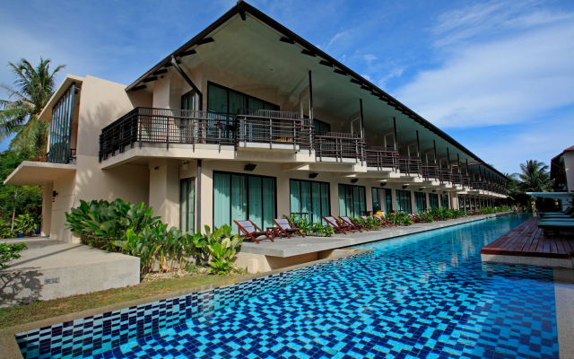 Centra by Centara Coconut Beach Resort Samui