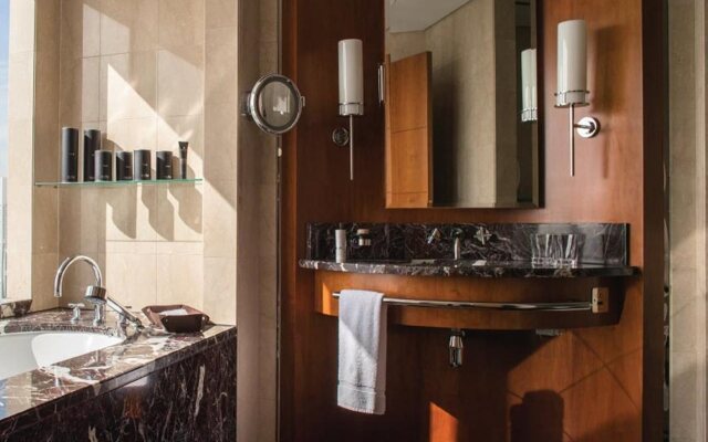 Jumeirah Emirates Towers Dubai