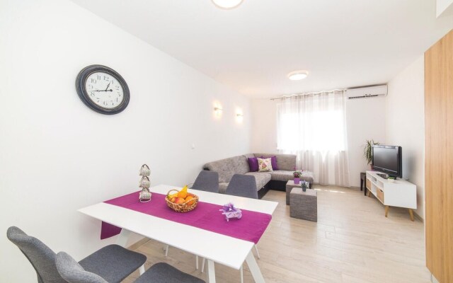 Beautiful Apartment in Trogir With 2 Bedrooms and Wifi