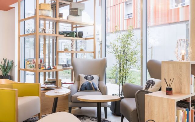 Aparthotel Adagio Access Paris Massy Gare TGV